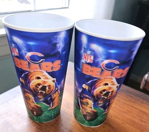 Set of 2 Chicago Bears Football Plastic Tumblers 3D Holograph NFL Spirit Cups - Picture 1 of 6