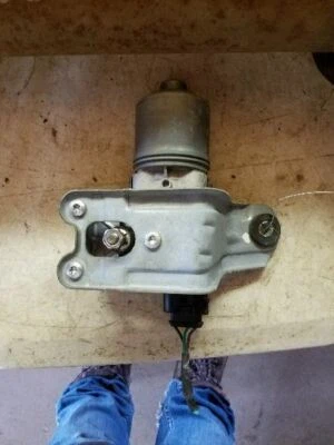 2006 ION Windshield Wiper Motor Fits 05-10 COBALT   - Image 1 of 4