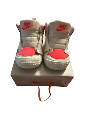 Nike Air Jordan 1 Botín Cuna Corredor Rosa AT3745-116 Bebé Bebé Talla 2C Foto 1 de 4