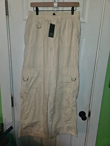NWT Wild Fable Pull On Elastic Waist Wide Leg Cargo Pants Ivory Women's Size M - Picture 1 of 3