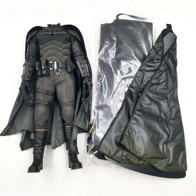 1/6 Batman Figure's Body Cape Accessories Hot Toys HT MMS639 Collectible - Image 1 of 4