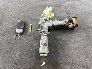 1998-2007 Toyota Land Cruiser 100 Series LX470 Ignition Barrel Tumbler & Key - Picture 1 of 11