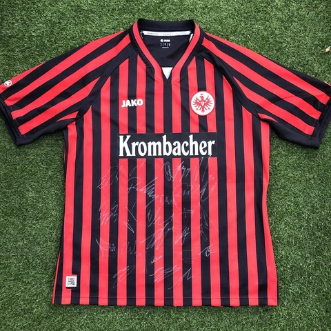 Eintracht Frankfurt 2012/13 Signed Football Shirt/Trikot/Maglia/Jersey - Size XL Cover