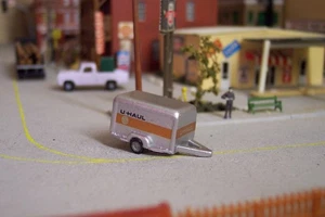 N scale old style small U-Haul moving trailer finished model train detail neat - Picture 1 of 4