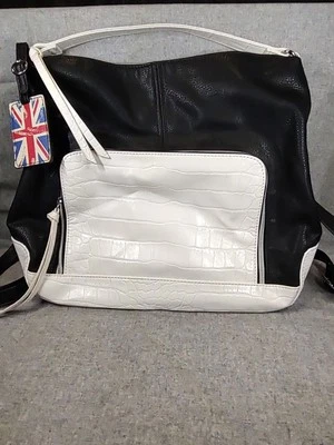 Mochila de cuero Twiggy London con forro Union Jack Foto 1 de 4