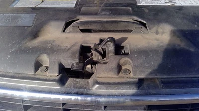 Chevy Tahoe 2000 2001 2002 conjunto de pestillo de capó con soporte OEM Foto 1 de 4