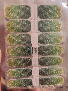 NEW** TOTAL GLITTER  14 CT Nail Wrap - Picture 1 of 1