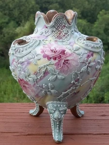 Gorgeous Nippon Moriage Vase Art Nouveau Period 6.75" - Picture 1 of 11