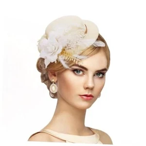 Fascinator High Tea Hat - Women's Mini Clip On 20s 50s Kentucky Derby White - Picture 1 of 7