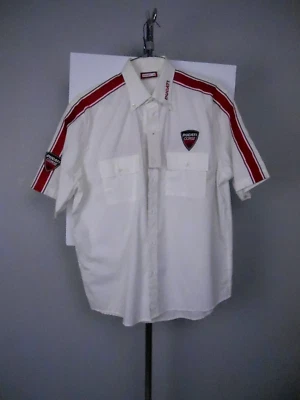 Camisa con cuello delantero botón Ducati Corse nueva con etiquetas talla XL Foto 1 de 4