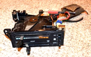 DODGE RAM RAM CHARGER CLIMATE CONTROL TEMPERATURE HEAT BAD RIGHT TABS 1984-1988 - Picture 1 of 7