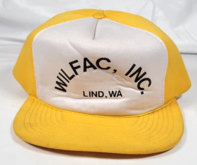 Sombrero de camionero vintage Wilfac, Inc amarillo con aislamiento de invierno Snapback Foto 1 de 4