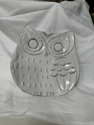 pier 1 imports... Decorative Owl plate. White Wirh Gold Dusted Trim - Image 1 of 4