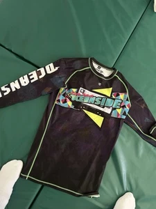10th Planet Oceanside Rashguard (L) - Picture 1 of 2