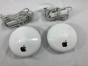 (2) Apple AirPort Extreme Base Station 54 Mb/s 10/100 router wireless G (A1034) - Foto 1 di 7