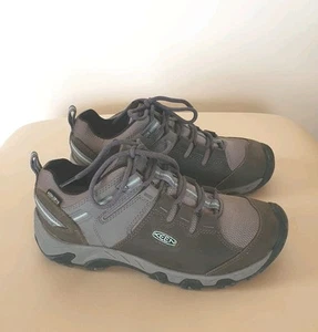 Keen, Womens Waterproof Hiking Shoes, Size 7.5US/38EU - Picture 1 of 10