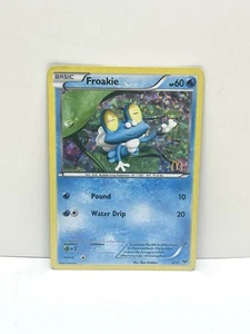 Froakie 4/12 McDonalds 2013 Promo Holo Pokemon Karte LP - Bild 1 von 4
