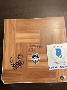 Paige Bueckers Azzi Fudd pavimento doppia firma Uconn donna BAS COA - Foto 1 di 2