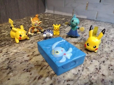 Pokemon Toy Set Nintendo 2000s Set Of 7 PCs Pikachu And More - Image 1 of 4