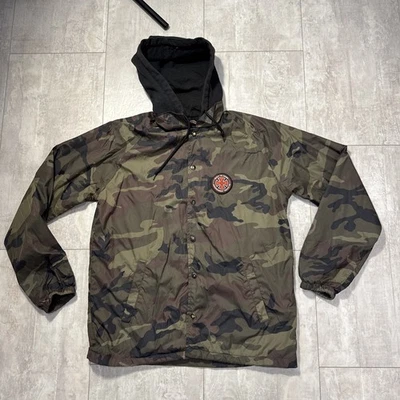 Chaqueta Independent Truck Co Para Hombre Grande Camuflada Con Capucha Cortavientos Patín Parche Nylon Foto 1 de 4
