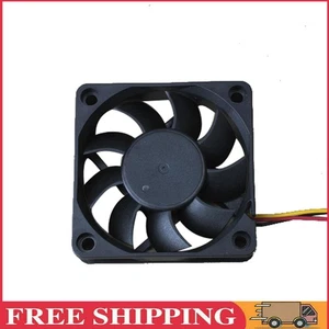 60x60x15mm 3 Pin 12V Obudowa Komputer Chłodnica Wentylator PC Czarny E - Zdjęcie 1 z 10
