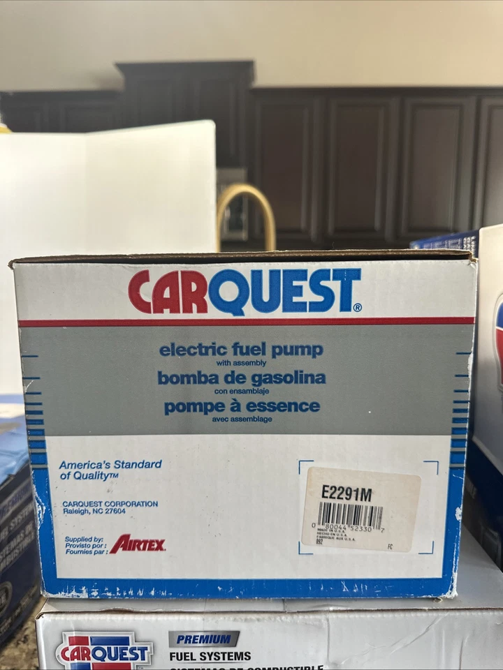 Bomba de combustible eléctrica Carquest E2291M para Ford Escape / Mazda Tribute - 2001-2004 Foto 1 de 1