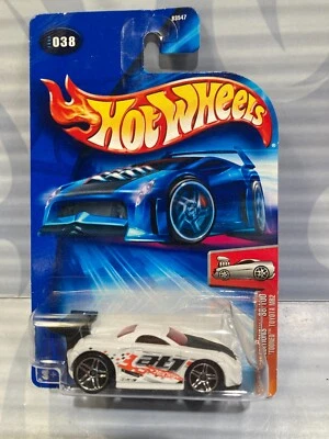 Hot Wheels 2004 "primeras ediciones" #038 = Toyota MR2 TOONED = blanco Foto 1 de 2