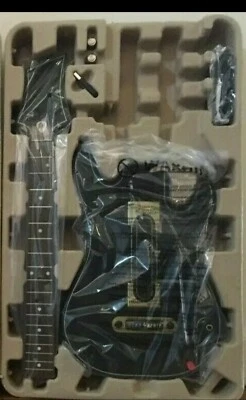 NEW PS4 Guitar Hero LIVE Extra Wireless Guitar Controller Dongle & Strap NO Game - Image 1 of 2