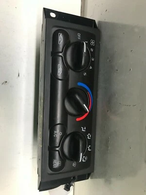 Chevrolet Chevy Venture 2000 control de temperatura control de aire acondicionado Foto 1 de 4