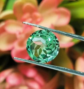 Bi Green Corundum Round Shape 10X10X5.80MM Fantasy Designer Cut Gem - Picture 1 of 5