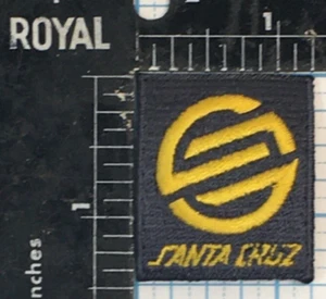 VINTAGE SANTA CRUZ SKATEBOARDS ADVERTISING PROMOTIONAL 1.5" IRON ON CLOTH PATCH - Picture 1 of 3