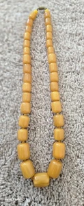 bakelite beads necklace - Picture 1 of 4