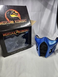 Máscara Sub Zero de Trick or Treat Studios abierta pero nunca usada - Imagen 1 de 17