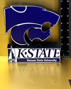 Placa con logotipo de equipo de madera coleccionable Shelia's Houses Kansas State Wildcats - Imagen 1 de 7