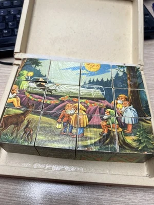 Vintage 1940s fairy tale Puzzle Cube - 6 Pictures in 1 Wooden Used F1 - Image 1 of 4