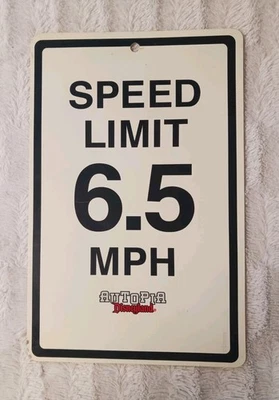 Letrero de pared vintage de Disneyland Autopia Cars límite de velocidad 6,5 MPH 13x9 pulgadas Foto 1 de 4