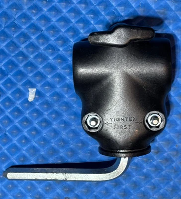 Roland V-Drums T-Clamp Joint Pipe Pole Mount Round Handle Drum T Tom Mount - Image 1 of 4