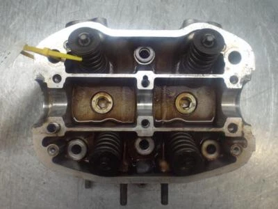 Culata y válvulas lado derecho moto Honda GL1100 Goldwing 1980-83 Foto 1 de 4