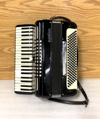 Excelsior Accordiana accordion Model 242 - Image 1 of 4
