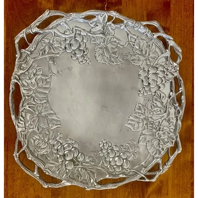Arthur Court Grape Design bandeja de servir alumínio prato direitos autorais 1999 - Imagem 1 de 4
