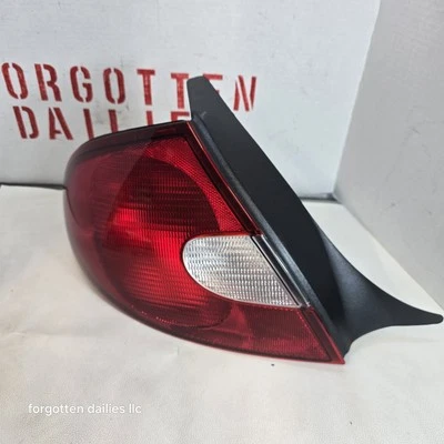 Dodge Neon Plymouth неоновый новый из старых запасов задний стоп-сигнал поворотник левый 5288527AM Mopar - Изображение 1 из 4