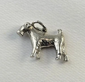 Airedale Sterling Silver Bracelet Charm - Picture 1 of 2