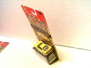 MATCHBOX 1997 PREMIERE COLLECTION FERRARI F-40 YELLOW - Picture 1 of 2