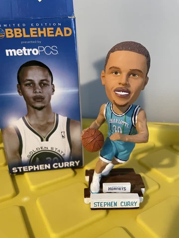 Stephen Curry Custom Charlotte Hornets Bobblehead Cover
