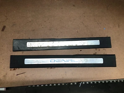 2007-2014 GMC YUKON XL 1500 DENALI FRONT LEFT RIGHT DOOR SILL PLATE OEM 2 - Image 1 of 4
