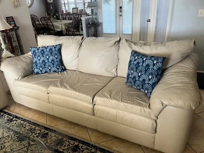 Leather  living room Sofa,Loveseat and Chair - Image 1 of 3