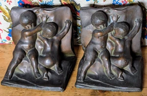 Rare Pair of 1920's Antique Bronze Cherub Heavy Bookends Boys Pushing Book Pages - Picture 1 of 9