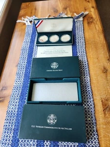 MINT 1994 US COMMERATIVE SILVER DOLLAR PROOF SET - Picture 1 of 5