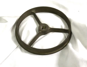 Cast brass shade holder 5" Dia ,standard lamp threads - Picture 1 of 5