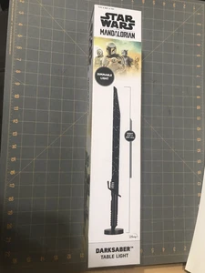 Star Wars The Mandalorian Darksaber LED Desk Lamp /Table Light Brand New Sealed - Picture 1 of 11